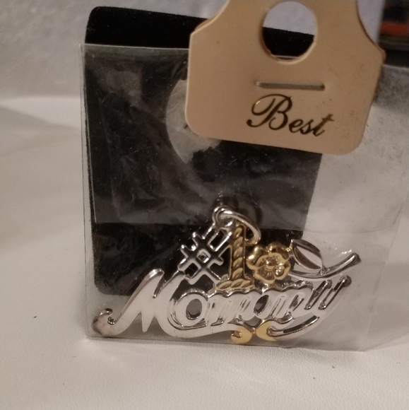 #1 MOMMY SILVER/GOLD PENDANT NEW IN PACKAGE-Signed - Picture 4 of 6